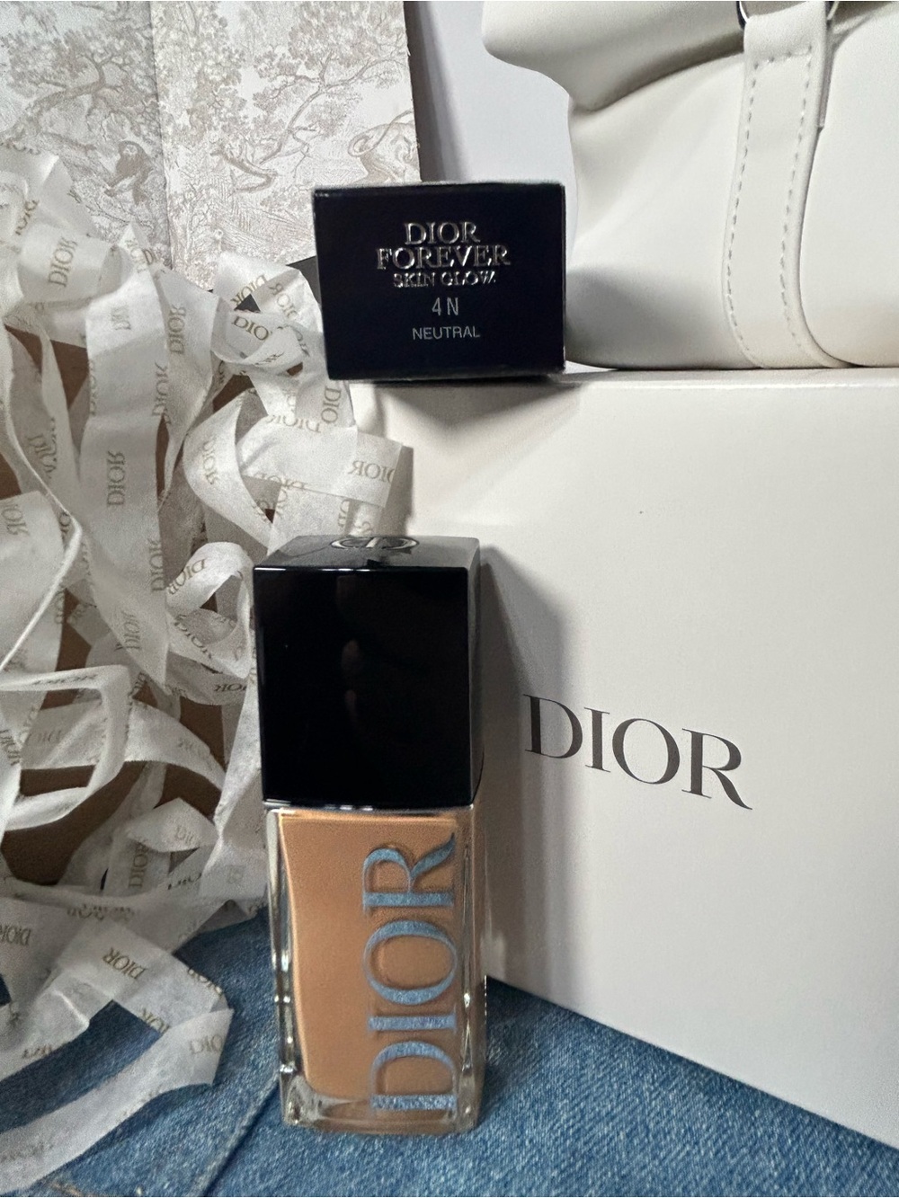 Dior Forever Skin Glow Foundation Shade 4N Neutral NIB